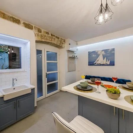 Apartman Angels-split ****