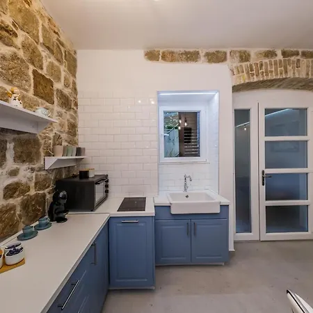 Angels-split **** Split