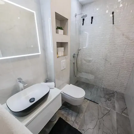 Angels-split **** * Σπλιτ