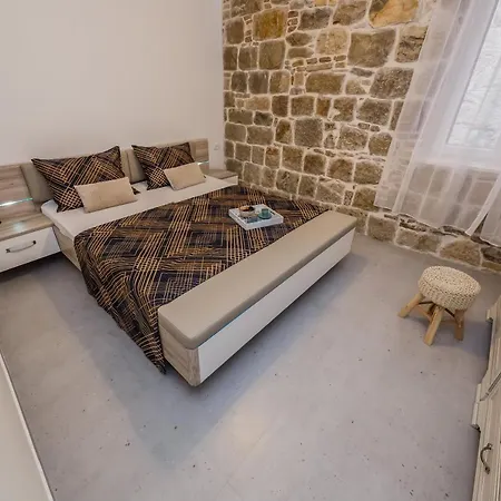 Angels-split **** Σπλιτ