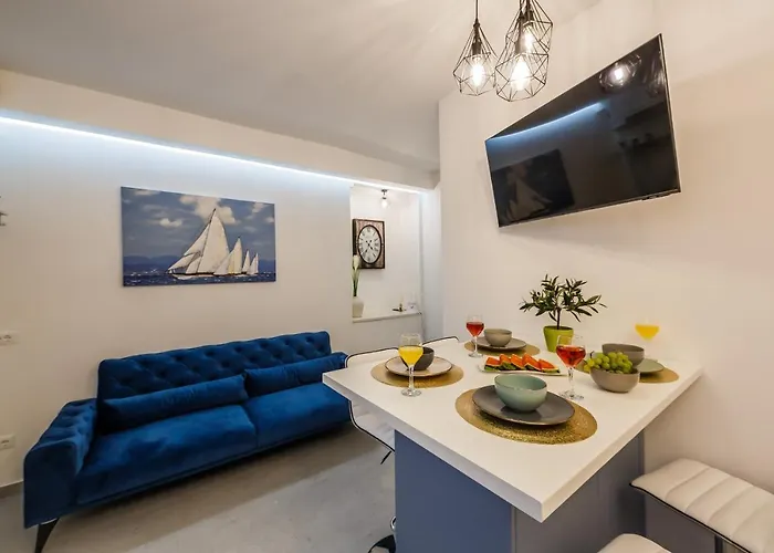 Angels-split **** Apartman